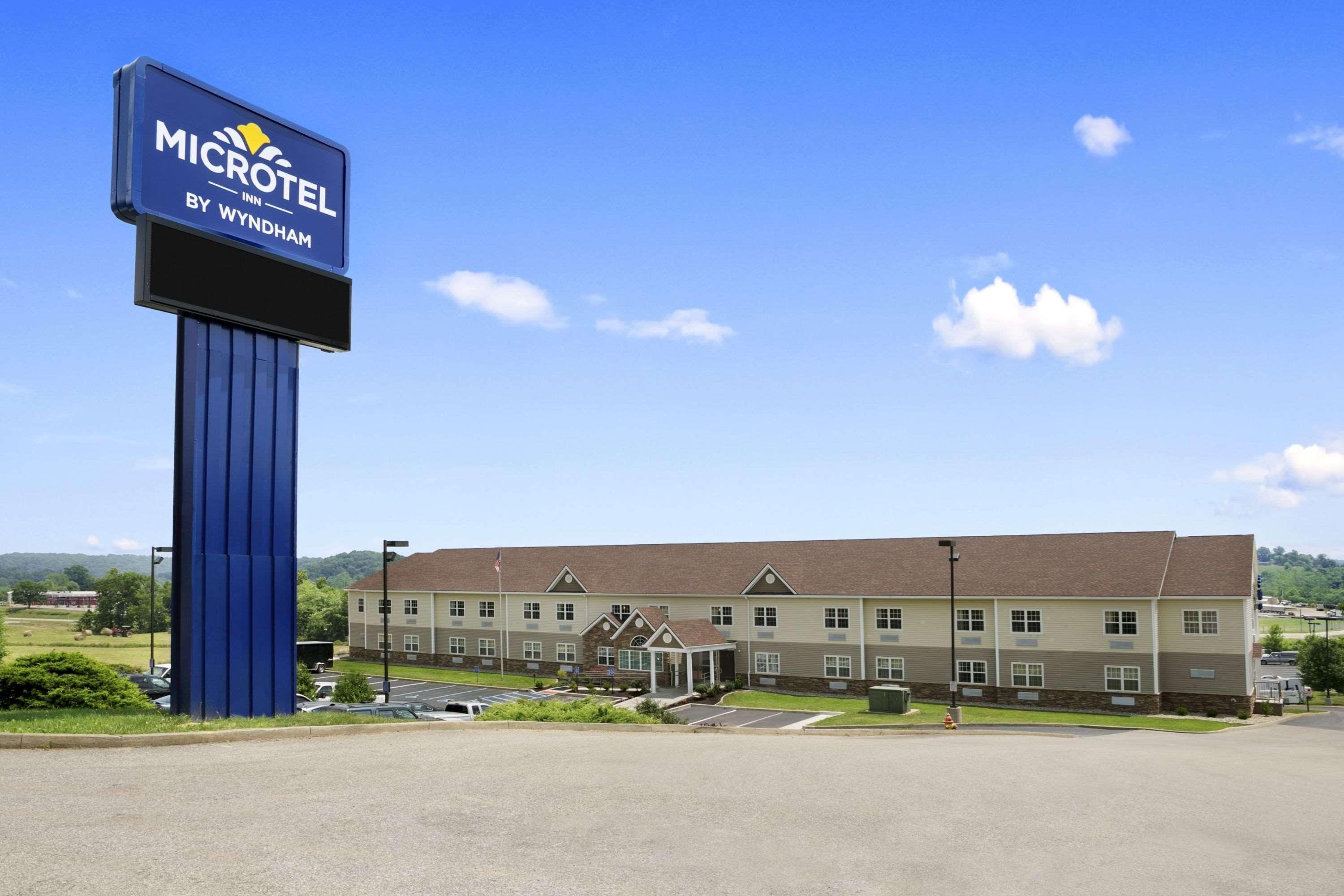 Microtel Inn & Suites By Wyndham Mineral Wells/Parkersburg Esterno foto