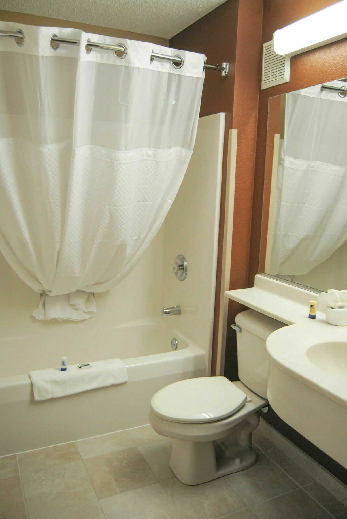 Microtel Inn & Suites By Wyndham Mineral Wells/Parkersburg Esterno foto